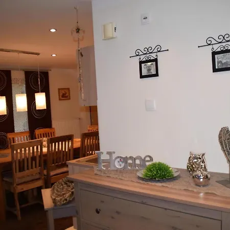Steinbeisser Apartment *